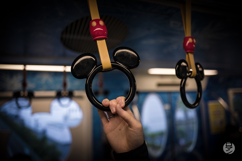 Monorail de Disneyland Tokyo, Japon, photographie de Romain Guélat