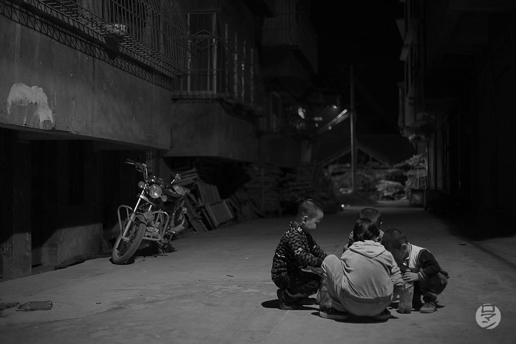 Rue d’un village chinois, Chine, photographie de Romain Guélat
